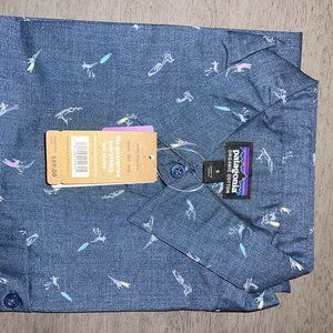 Patagonia Men's Navy Blue Button Up Shirt Small